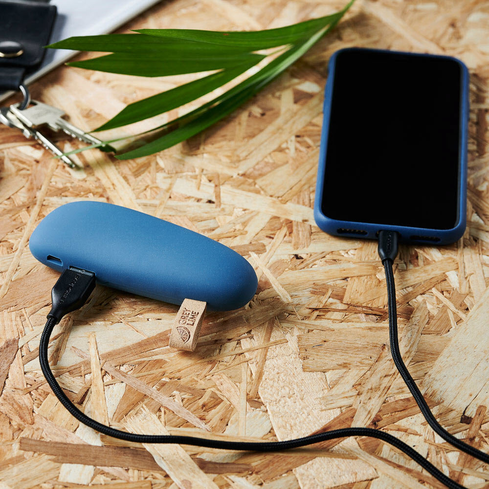 GreyLime Power Stone ll 2600 mAh powerbank, Blue -  fra GreyLime - nu kun 169 kr. Hos HjemTek 